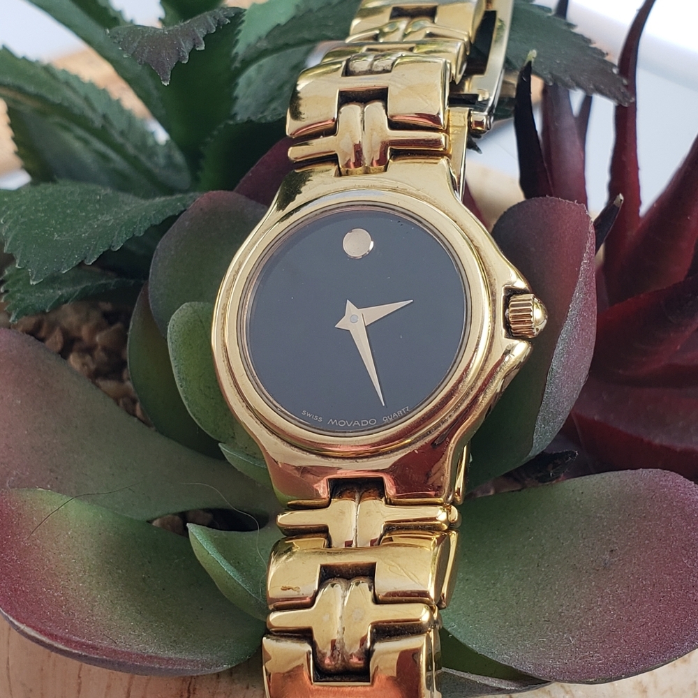 Movado Gold Link w/ Black Dial - Museum Olympian Unisex w/ New Battery